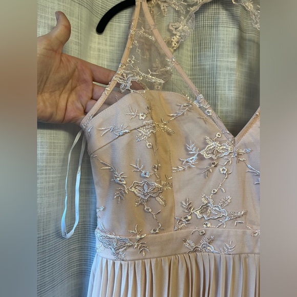 Petals and Pleats Blush Pink Lace Pleated Maxi Dress
Lulus Small Bridesmaid Prom - Picture 9 of 14
